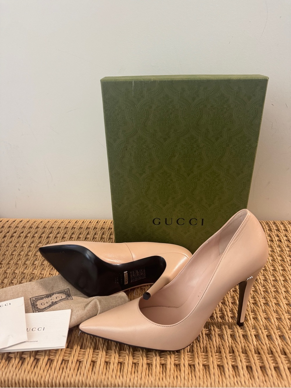 Gucci Blush Nude Leather Pointed-Toe Stiletto Pumps